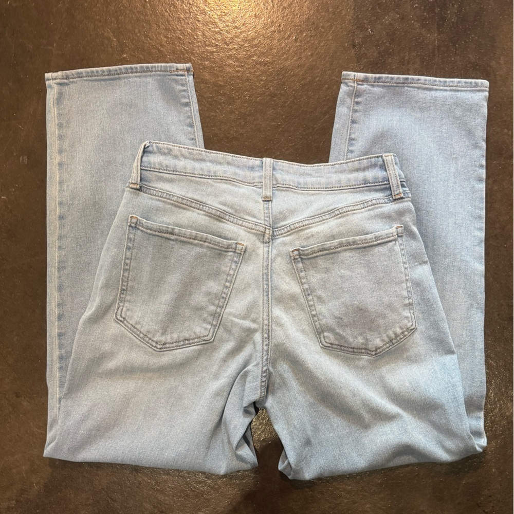 High Rise Loose Fitting Jeans - Picture 6 of 11
